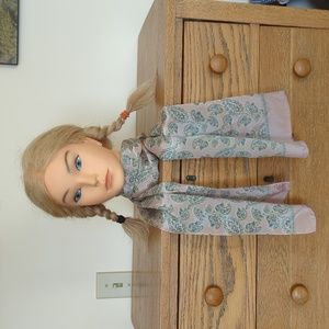 Vintage Jacqueline Ferrar 100% Silk Pink Paisley scarf rectangle